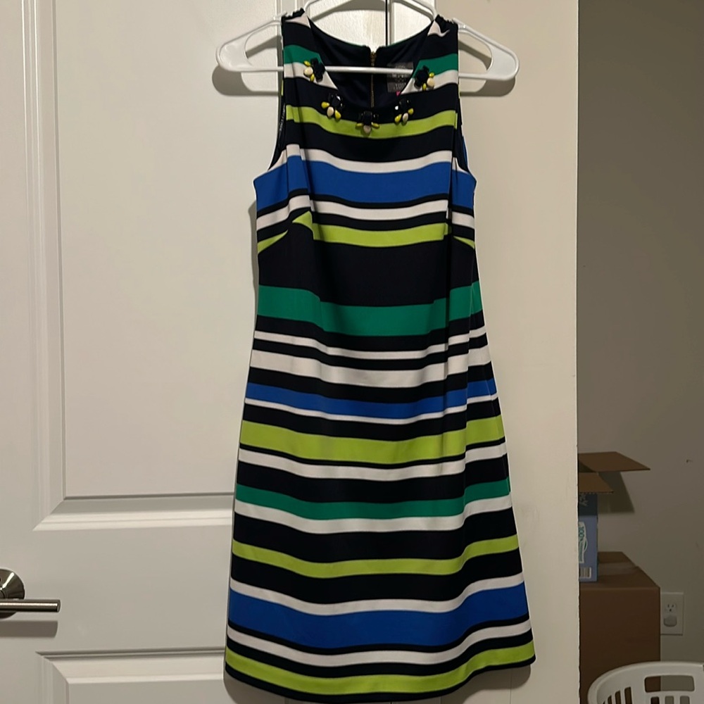 Vince Camuto sleeveless dress with embellishment. size 8